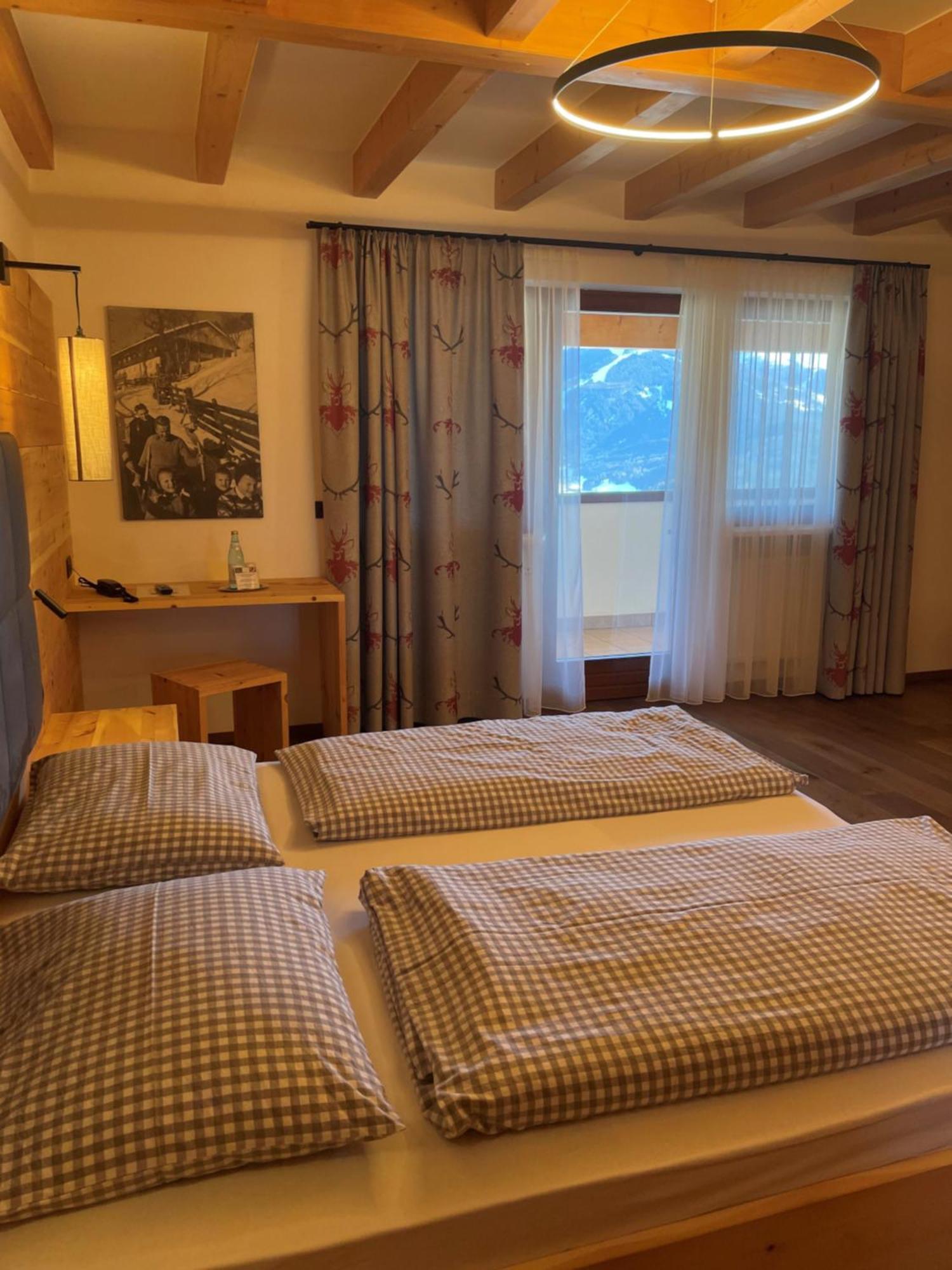 Hotel Schopfenhof San Candido Exterior foto