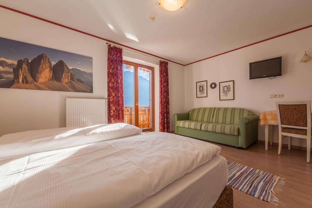Hotel Schopfenhof San Candido Exterior foto