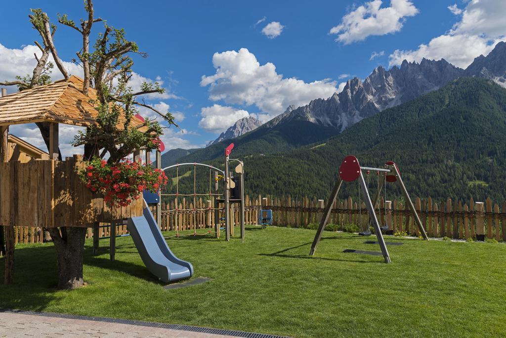 Hotel Schopfenhof San Candido Exterior foto