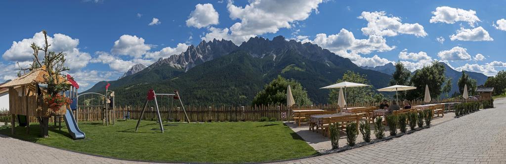 Hotel Schopfenhof San Candido Exterior foto